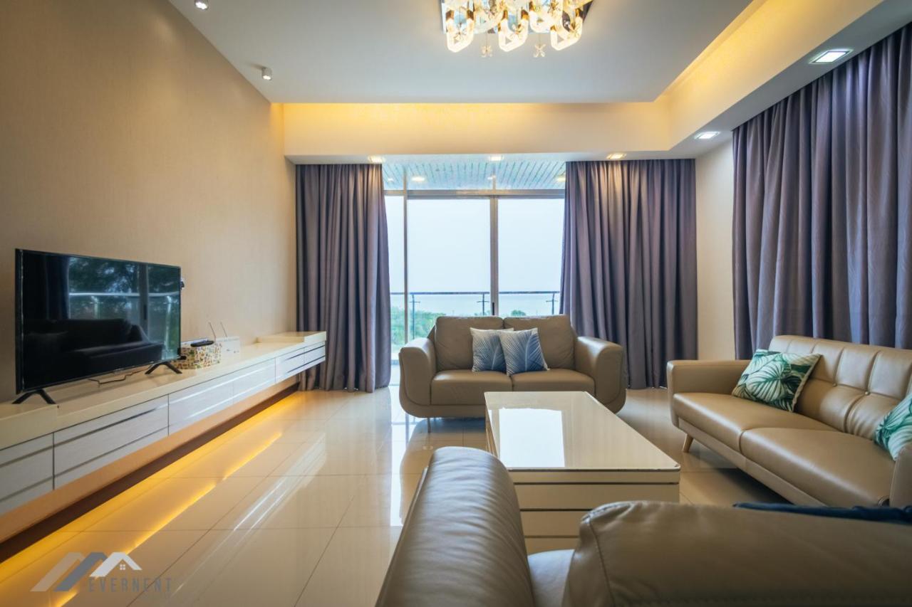 Bay Resort By Evernent Miri Buitenkant foto