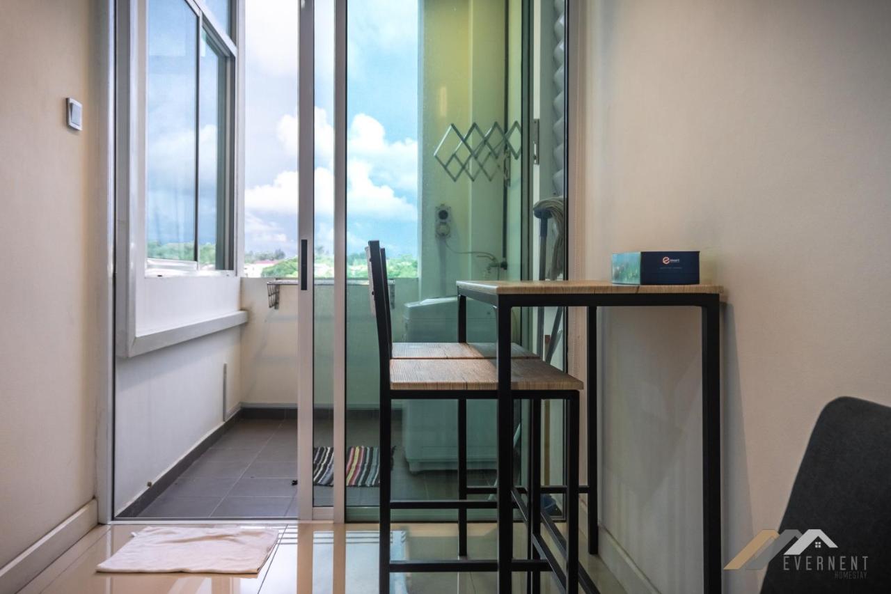 Bay Resort By Evernent Miri Buitenkant foto